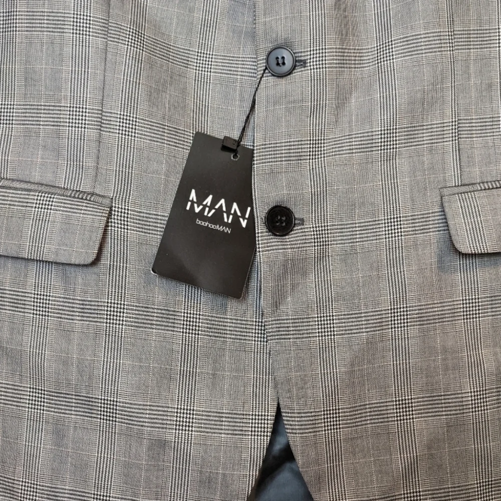 Boohoo Man Gray Skinny Fit Suit Jacket size 40